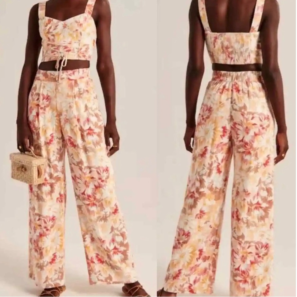 Floral Abercrombie & Fitch linen pants